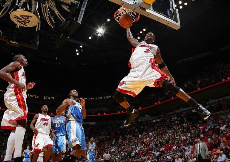 NBA战报：格莱姆斯22分，76人116-101轻取雄鹿（NBA赛况：格莱姆斯砍下22分，76人116-101力克雄鹿）