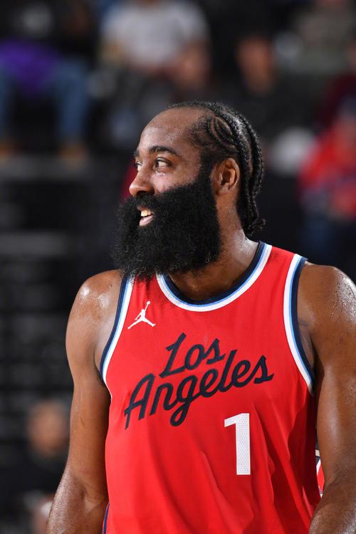 孙兴慜告别致辞：热刺永远是我的家，这是不可思议的十年（孙兴慜告别感言：热刺始终是我的家，这是难以置信的十年）