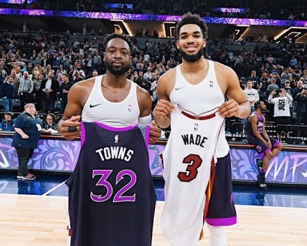 每体：巴萨有意左后卫索萨，想用桑托斯欠的290万欧锁定交易（每体：巴萨相中左后卫索萨，拟以桑托斯所欠290万欧作筹码敲定转会）