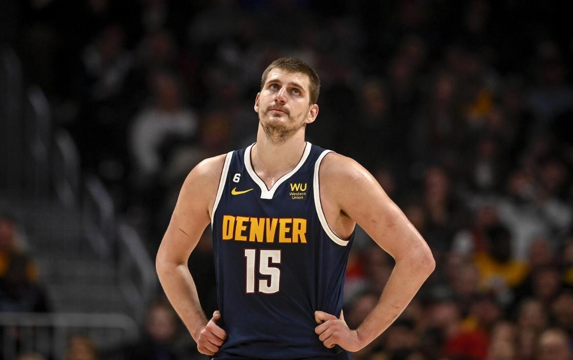 孔蒂：因为伤病我们的中场已经空了，希望坏运气能离我们远去（孔蒂：伤病致中场告急，盼霉运远离）