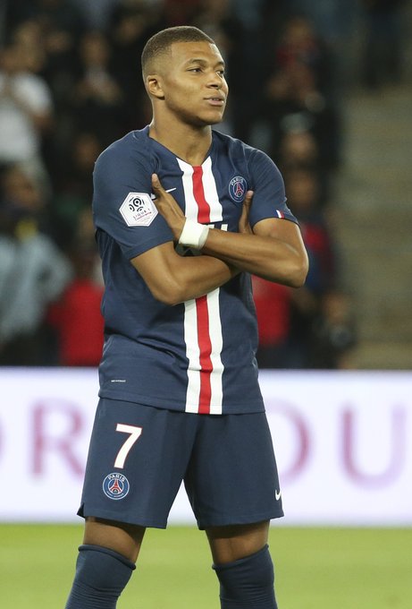 广岛前锋：在艰难的情况下能拿下一场平局很欣慰，感谢远征军（广岛前锋：艰难之战守住平局，感谢远征球迷支持）