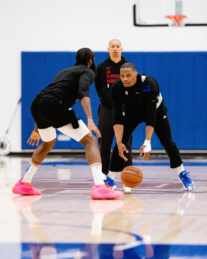 瓦茨克：巴黎vs拜仁上半场很精彩，很高兴德甲有拜仁这种强队（瓦茨克：巴黎对拜仁上半场精彩，庆幸德甲拥有拜仁这样的强队）