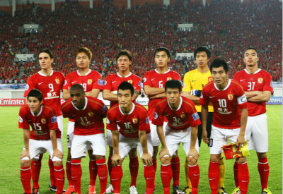 记者：皇马与毕巴赛前管理层将不进行正式会餐，两队关系很好（记者称皇马与毕巴赛前高层不设正式会餐，双方关系依旧良好）