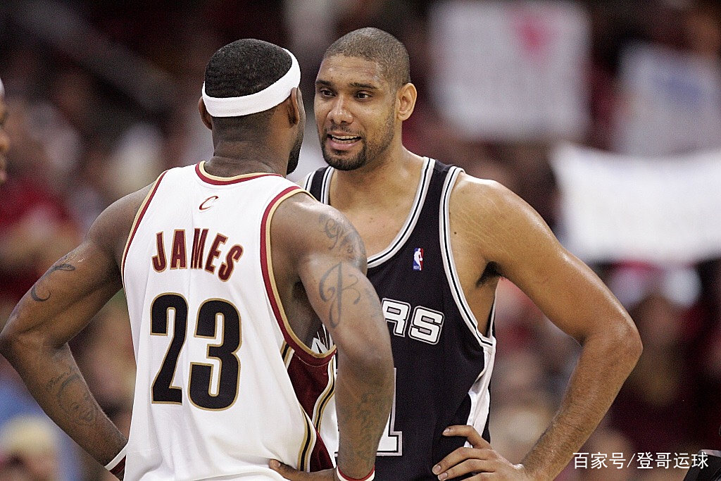 英媒：曼联计划明夏补强中场，安德森和巴莱巴成为候选目标（英媒称曼联拟于明夏强化中场，安德森与巴莱巴列入引援名单）