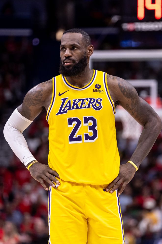 CBA官方：陈盈骏&韦瑟斯庞当选为新赛季首周周最佳球员（CBA官宣：陈盈骏、韦瑟斯庞当选新赛季首周最佳球员）