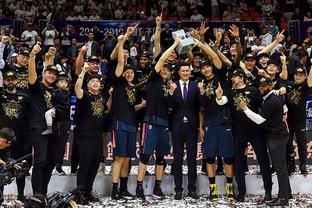 霍芬海姆1-1十人美因茨，比博绝杀被吹，科尔染红，奥尔森乌龙（霍芬海姆1-1十人美因茨：比博读秒绝杀被判无效，科尔染红，奥尔森自摆乌龙）