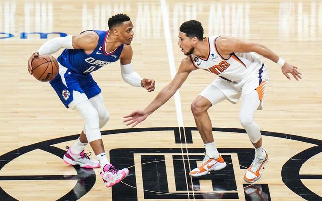 足球报：韩帅集体离潮，新赛季中超或迎“零韩帅”时代（足球报：韩籍教头纷纷离任，中超新赛季或将步入无韩帅时代）